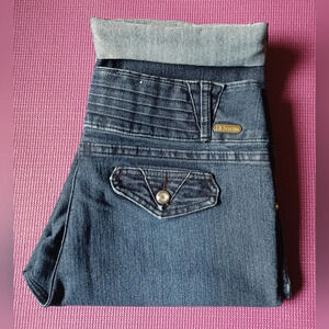 A La Bonita Capri Jeans